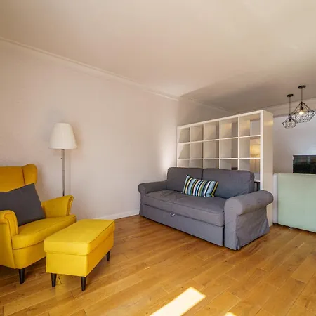 アパート Delux Mountain Aparts